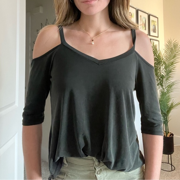 Black Cut Out Shoulder Blouse - Picture 3 of 13